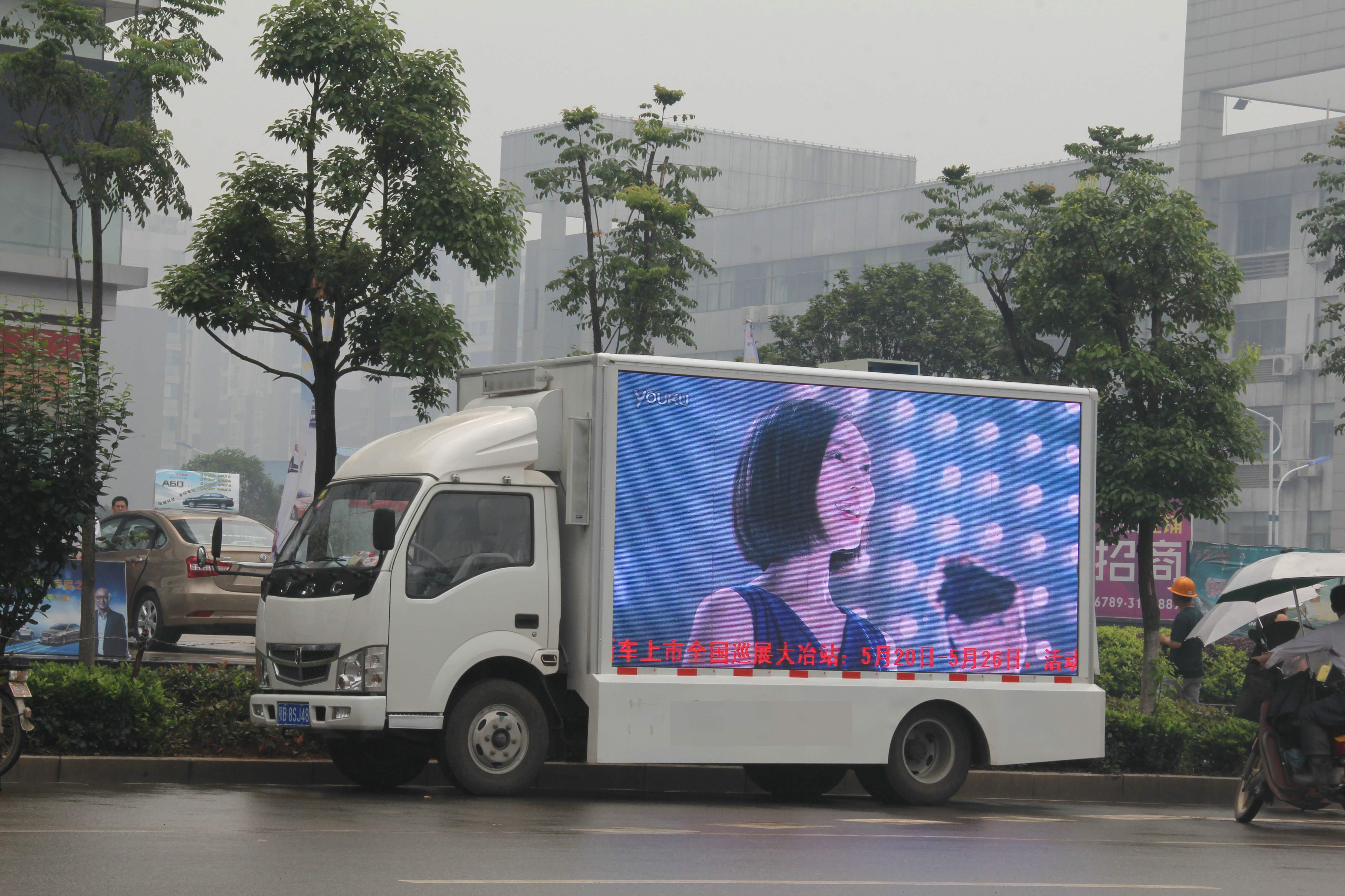 車載LED顯示屏生產(chǎn)加工工藝規(guī)定更加嚴(yán)苛